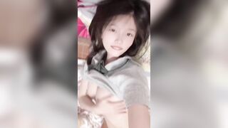 Em chỉ muốn cậu bé của anh đút vào em thôi 2