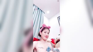 Phòng live của idol tiktok lộ clip sex Huỳnh Bảo Trân,chỉ nhìn lồn hồng e th đã cứng