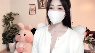 Chỉ vài giây của em cũng khiến bao anh mê mệt