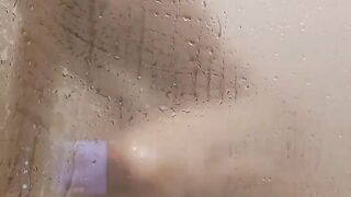 Lớn rồi sống thoáng đi mấy A. Chat sex mà hỏi gia phả bà nội em cũng không dám khai..