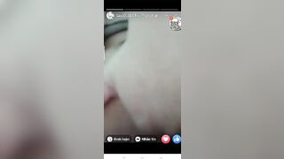 nhỏ bạn chung lớp chơi lớn đăng story show lồn trên fb luôn