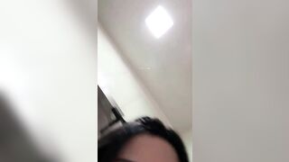 Em gái sexy cùng bạn trai phang trong phòng bếp