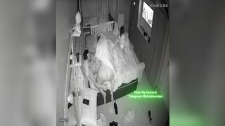 Hack Camera Vợ Dâm Nứng Quá Địt Trộm Chồng Trước Mặt Con