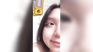 Call video với e Khánh Linh dễ thương,em show vú cực cute cho a xem