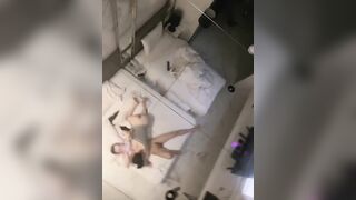được em sinh viên nhỏ nhắn chăm sóc khi ốm rồi xuất hết vào bướm em - phần 3