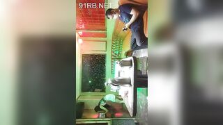 Chú tuy già r nhưng vẫn còn sung lắm gặp e nv xinh nhảy nhiệt tình làm chú k nhịn đc