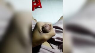 cả nhà ngủ nên mới sục dc
