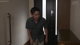 HOMA 147 Cô con gái múp của tình nhân
