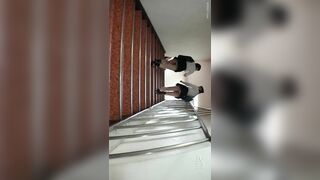 Các em học sinh váy ngắn lại tới tuổi động dục nứng lồn
