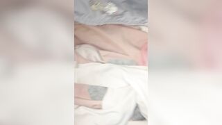 Mò quần lót chị gái thẩm cực sướng