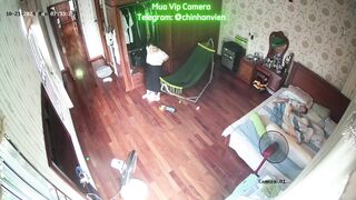 Hack Camera Phòng Thay Đồ Gái Một Con