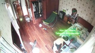 Hack Camera Phòng Thay Đồ Gái Một Con