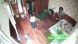 Hack Camera Phòng Thay Đồ Gái Một Con