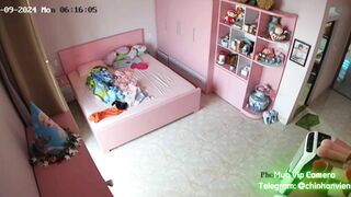 Hack Camera Phòng Ngủ Máy Bay Dâm Đãng Thay Đồ