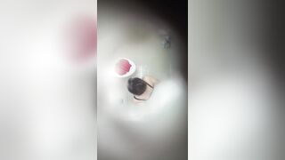 Em hàng xóm  mình dây tắm dáng đẹp