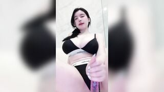 Onlyfans leak Cocopie xinh gái vú to lại còn lồn hồng nhiều nước chịu sao nổi p2