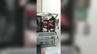 Quay lén phòng thay đồ của các e nhân viên tiệm Spa vú bự (tt)