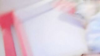 Cận cảnh cái lồn không lông siêu non của em Loli này 2