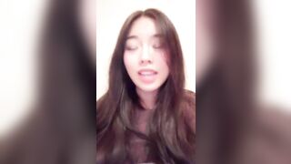 Em teen lồn hồng múp không lông lộ clip