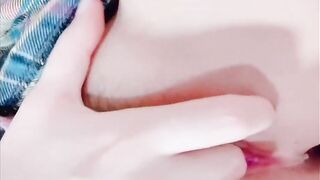 Cô gái 2k6 nứng lồn thủ dâm 5