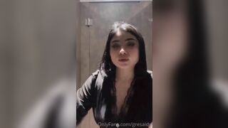 Địt nhau với chị dâu chubby vú to lồn múp bú cặc điêu luyện địt tê cu