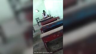 Học sinh thời nay chịu luôn đụ nhau trong lớp còn công khai cho b học xem r quay vid