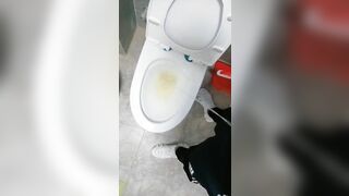 Thằng béo bắt bé Loli Đái cho Mik Quay Clip Làm kĩ niệm