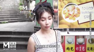 Hẹn hò với 1 cô gái nổi tiếng 18+,cô ấy ngây thơ và phơi bày đời sống tình dục