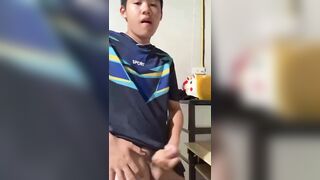 Em zai sục cu 8