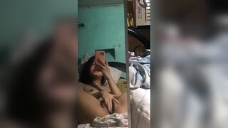 Rau Việt móc bím múp rụp trước gương