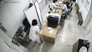 Kiên nhẫn và tinh mắt dò cam thì lâu lâu cũng gặp vài cảnh xịt máu mũi