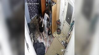 Hack cam nhà có 4 nàng tiên đang thay đồ