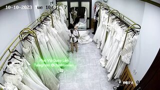 Hack Camera Phòng Thay Đồ Tiệm Váy Cưới
