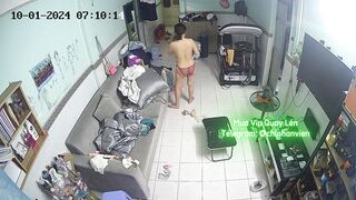 Hack Camera Mẹ Con Nude  Ở Phòng Khách