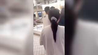 Đánh ghen Cô gái bị lột cả áo