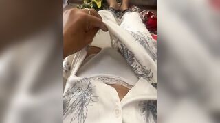 Quần lót ren ladyboy