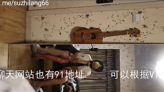 Bitch chính hiệu,mồm và lồn đều là cái bồn chứa tinh nghe lời,chảy nước dãi khi đc đụ