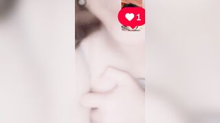 call video với con bạn thân