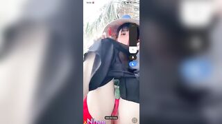 Gái miền tây show lồn
