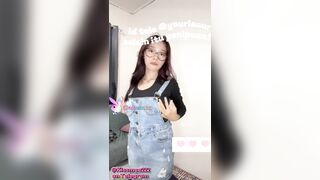 sắp tết rùi mn ủng hộ em ik 16