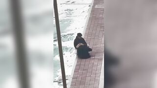 Siêu phẩm public ngoài trời bị quay lén