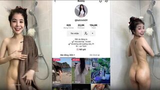 Tắm cùng em tiktoker Bunny (@laitrinh09) mặt xinh body ngon