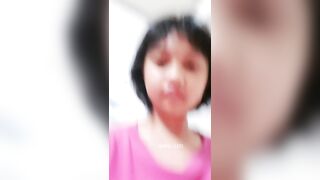 Em học sinh thủ dâm với chiếc mặt ngây thơ vô số tộii