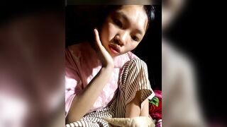 em Na 2k6 show lồn còn zin