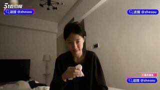 Nữa đêm gọi bé b thân xinh đẹp sang nhà bú cu còn ép em ép vú hình trái tim cho xem