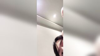Gái dâm bú mút con cặc to dâm đãng kích thích siêu dâm
