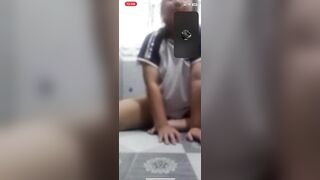 Vừa học về đã bắt a call sex cho mik khẩu dâm