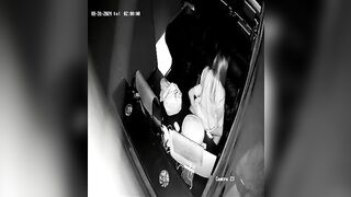 Hack cam quán net phát hiện đôi bạn trẻ làm tình ngay bên trg quán