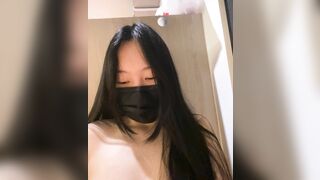 Bé MeoMeo Live thủ dâm bằng cu giả rên cực to.P1