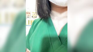 Y tá quay lén bệnh nhân khám lồn múp không lông